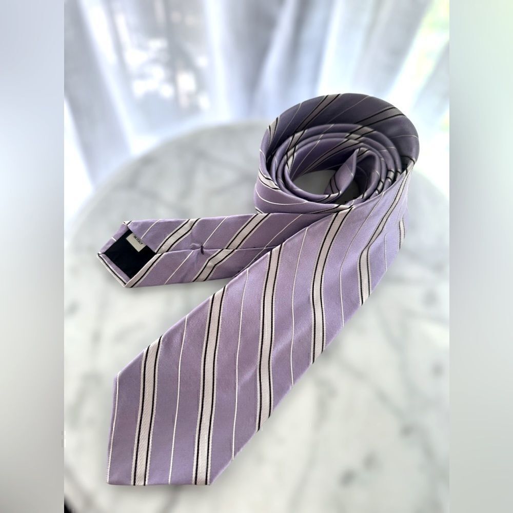 Valentino 100% Silk Purple Lavender & White Tie 3.25” Wide - Picture 7 of 12